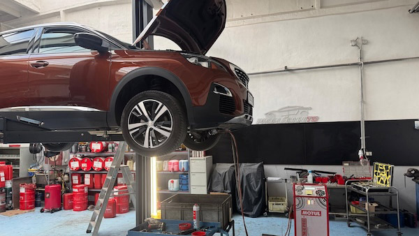 Proplachování a výměna oleje automatických převodovek České Budějovice