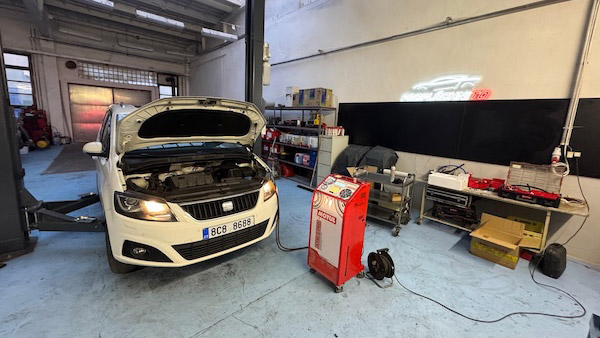 Proplachování a výměna oleje automatických převodovek České Budějovice