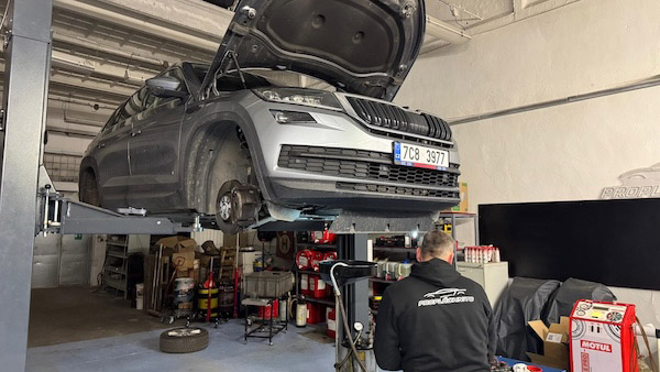 Proplachování a výměna oleje automatických převodovek České Budějovice