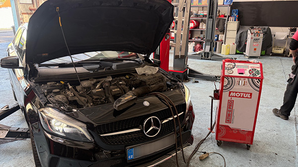 Proplachování a výměna oleje automatických převodovek České Budějovice